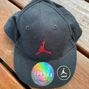 Jordan Infant/baby Black Cap with Red Logo never worn- EUC
